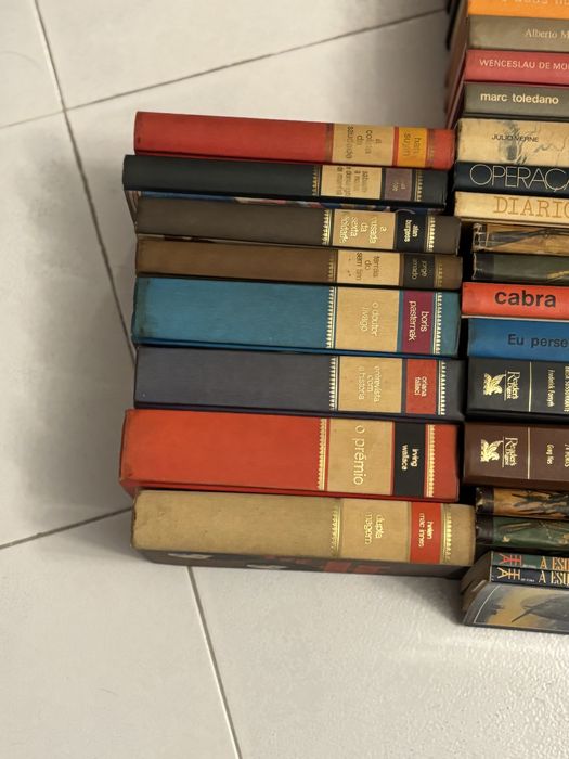 Livros antigos conjunto 106