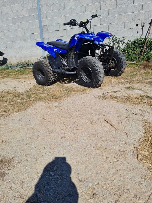 Vendo moto 4 yamaha 200
