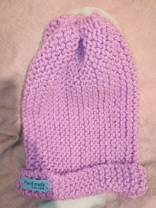 Handmade ciepłe czapki robione na drutach własnoręcznie