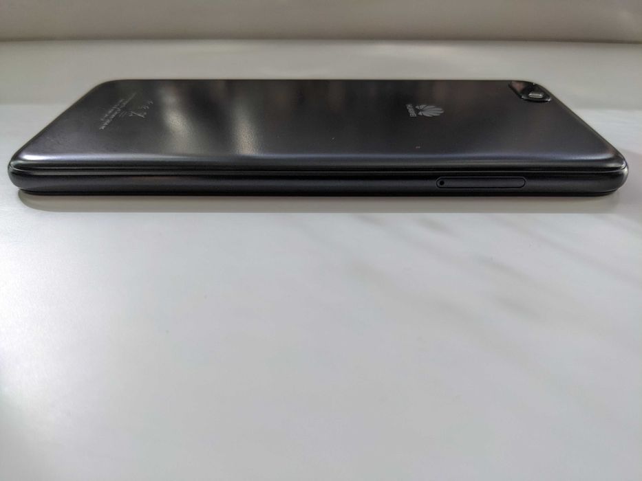 Смартфон Huawei Y5 2018