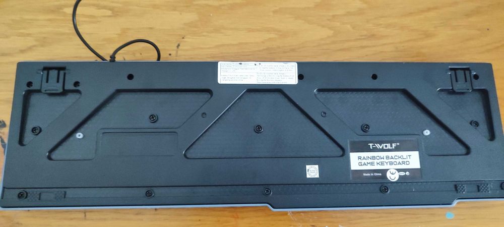 Teclado gamer T-IVOLF