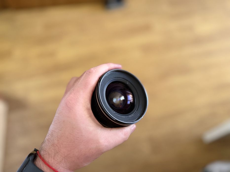 Nikkor 17-35 mm f 2.8 D