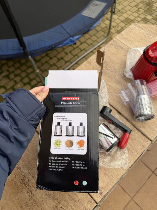 Торга нет, пересылаем. Все детали есть. Олх тоже пересылаем.