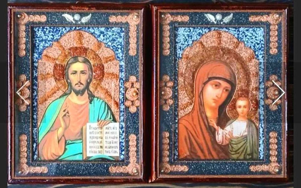 Икона Богородицы из янтаря
