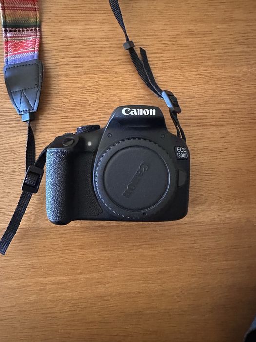 Canon  EOS 1200D - para peças!