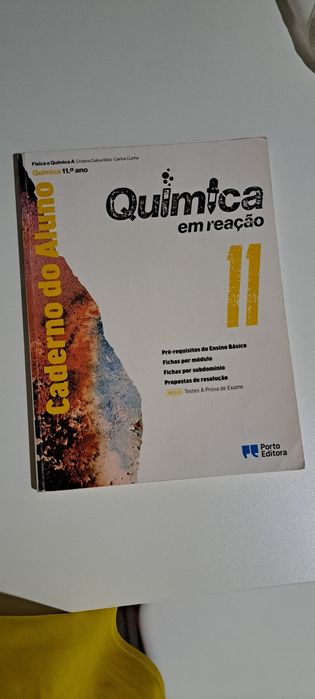 Caderno de Atividades Química em Reação  11° Ano
