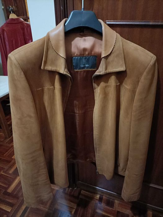 Casaco de pele Camel em bom estado N50