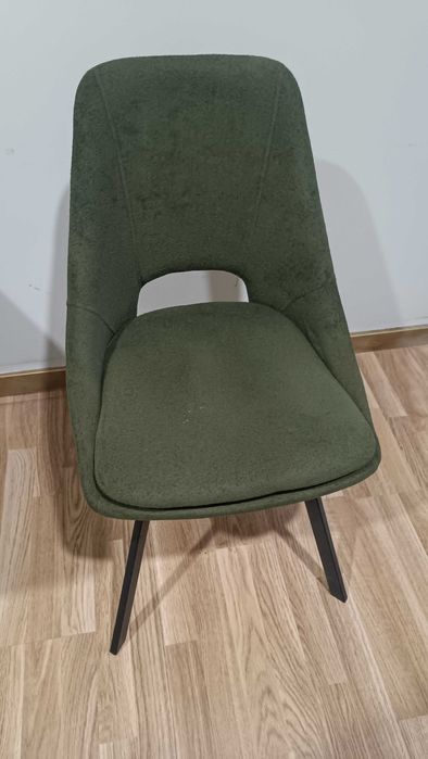 Cadeiras verdes confortáveis