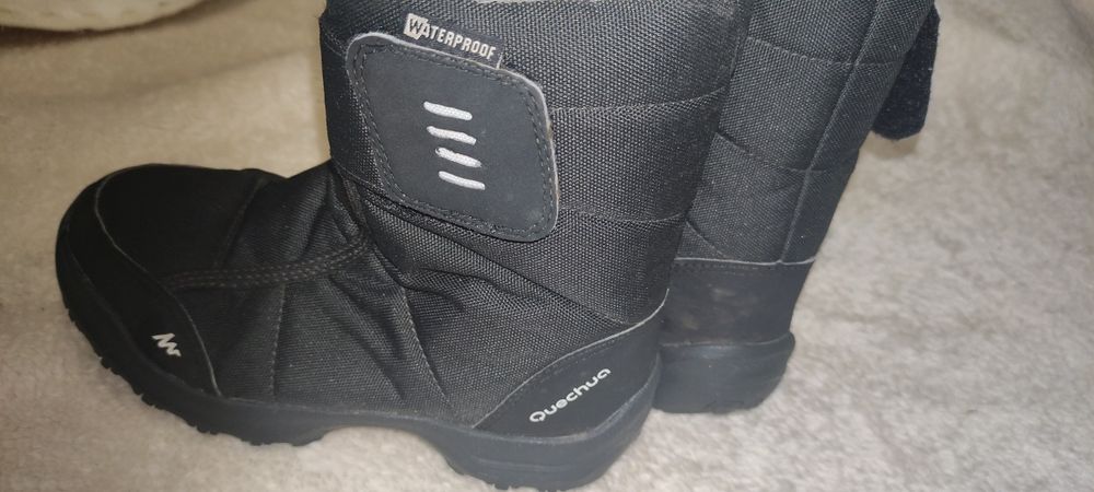 Śniegowce 32 queschua32 wodoodporne JAK NOWE  buty zimowe 32 WATERPROO