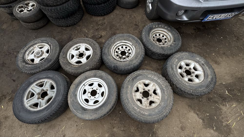 Запаска для позашляховика, запасне колесо