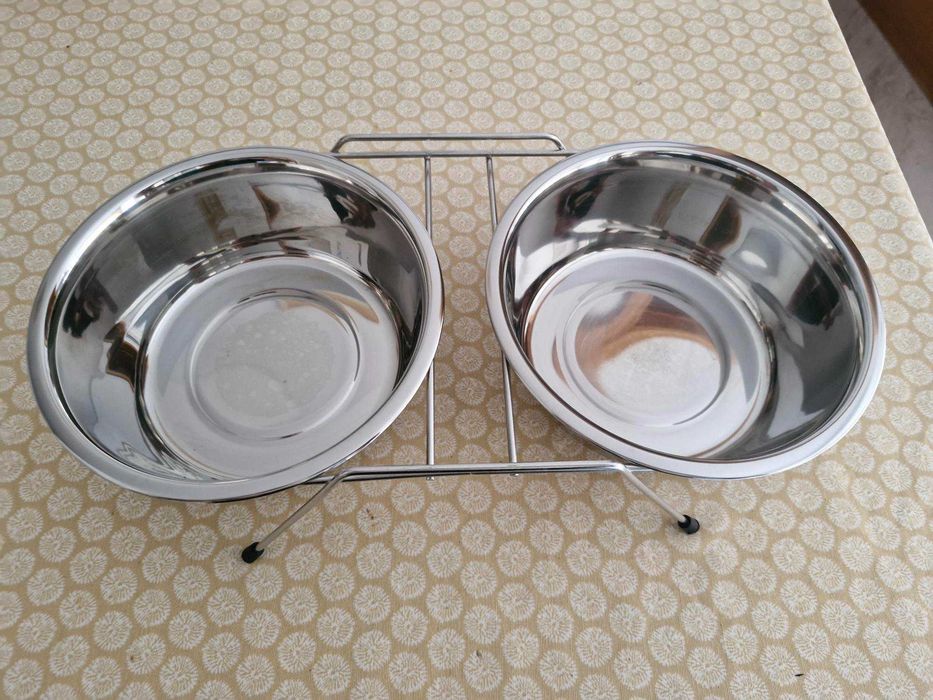 Comedouro para cão ou gato - Novo