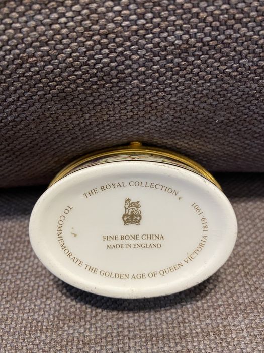 Шкатулка мини для украшений The Royal Collection “Queen Victoria”