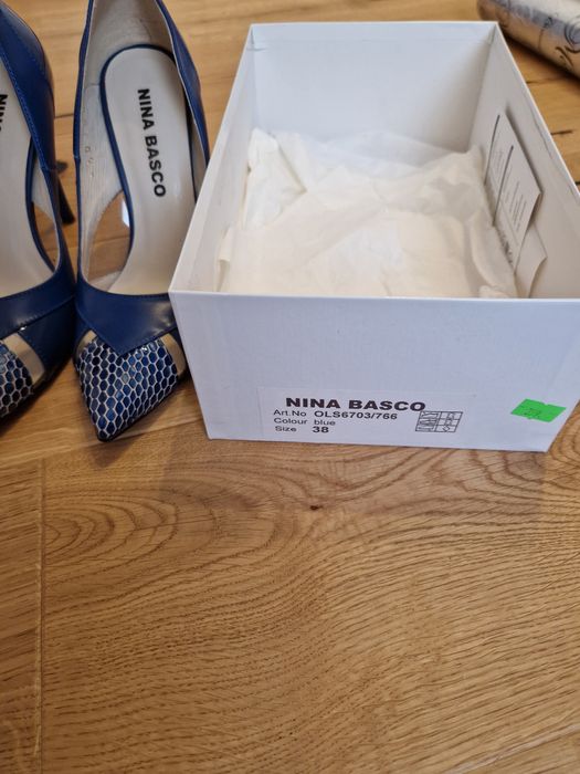 Nowe Czółenka niebieskie Nina Basco r 38