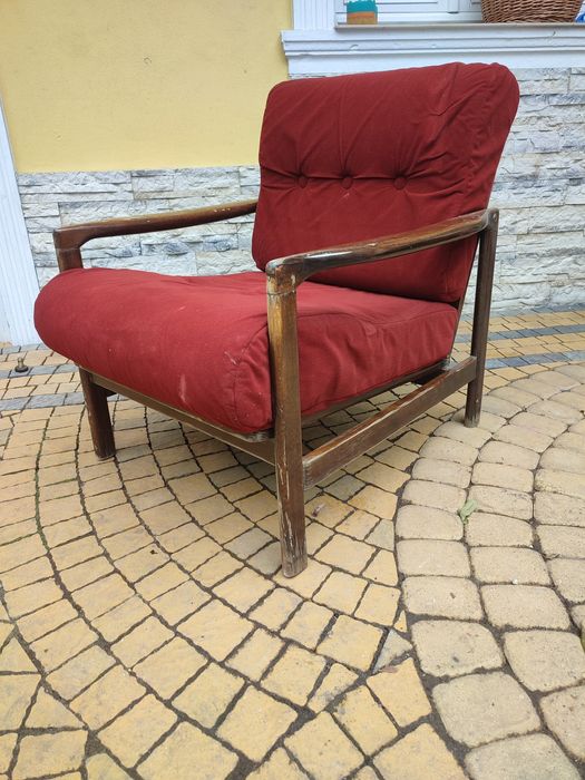 Fotel Zenona Bączyka model b7522 z PRL-u