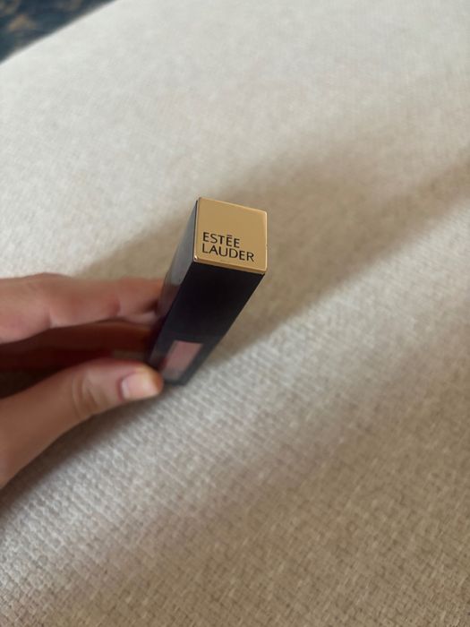 Помада Estee Lauder 410