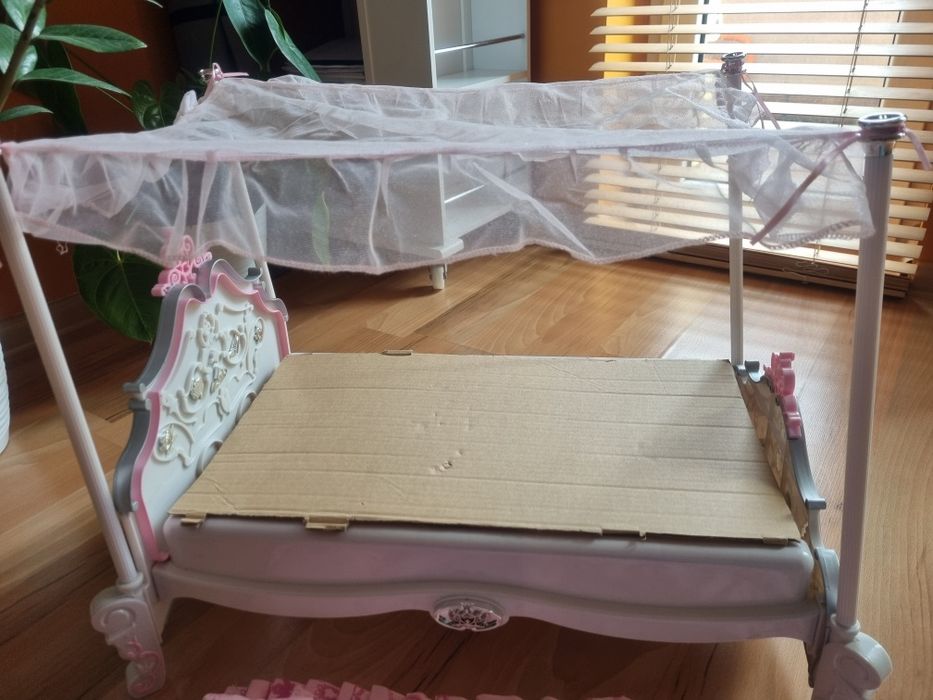 Łóżko dla lalki księżniczki duże