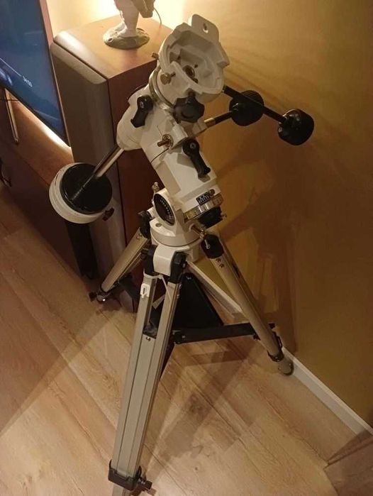 Montaż paralaktyczny Sky-Watcher EQ3-2  + statyw aluminiowy