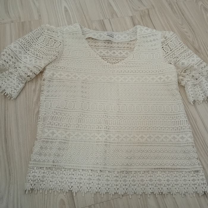 Elegancka bluzka ażurowa kremowa M