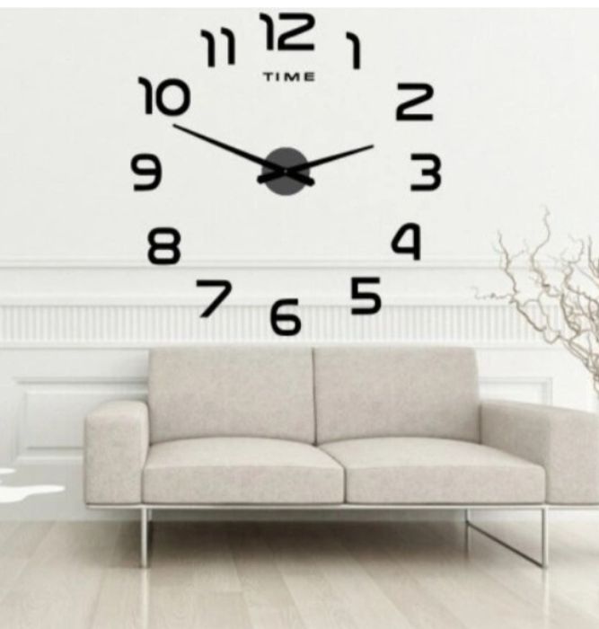 Годинник настінний.