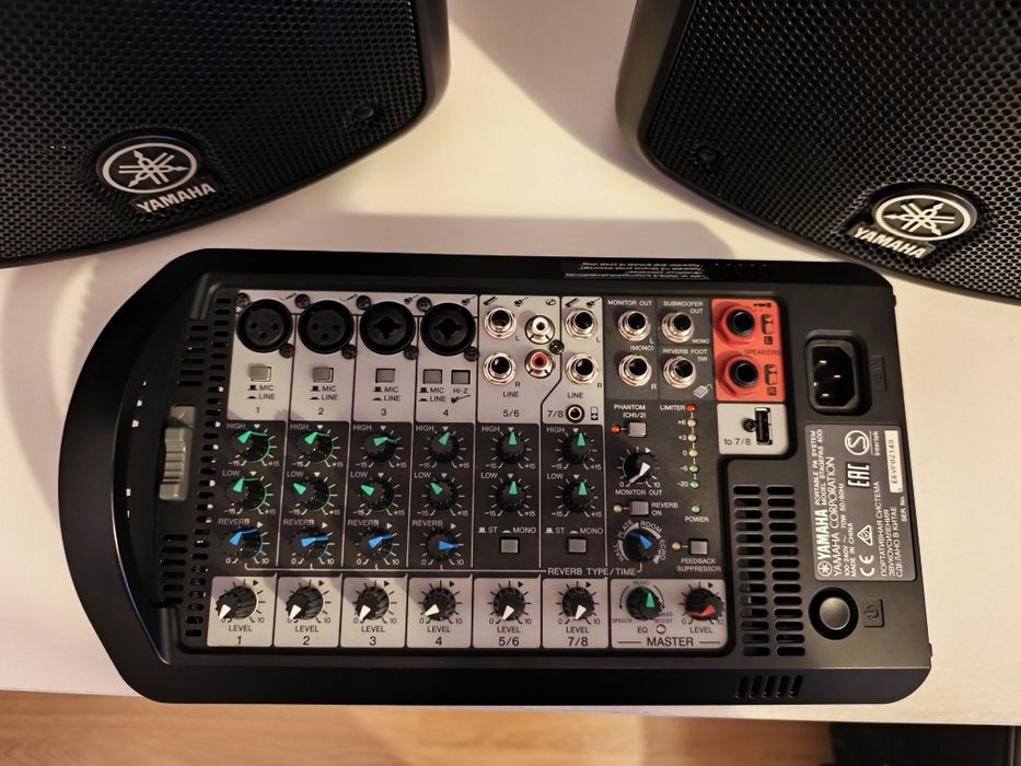 Sistema de som Yamaha Stagepas 400i
