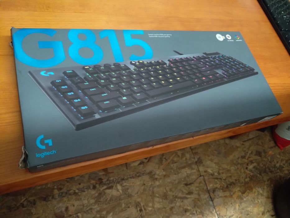 Teclado Logitech G815