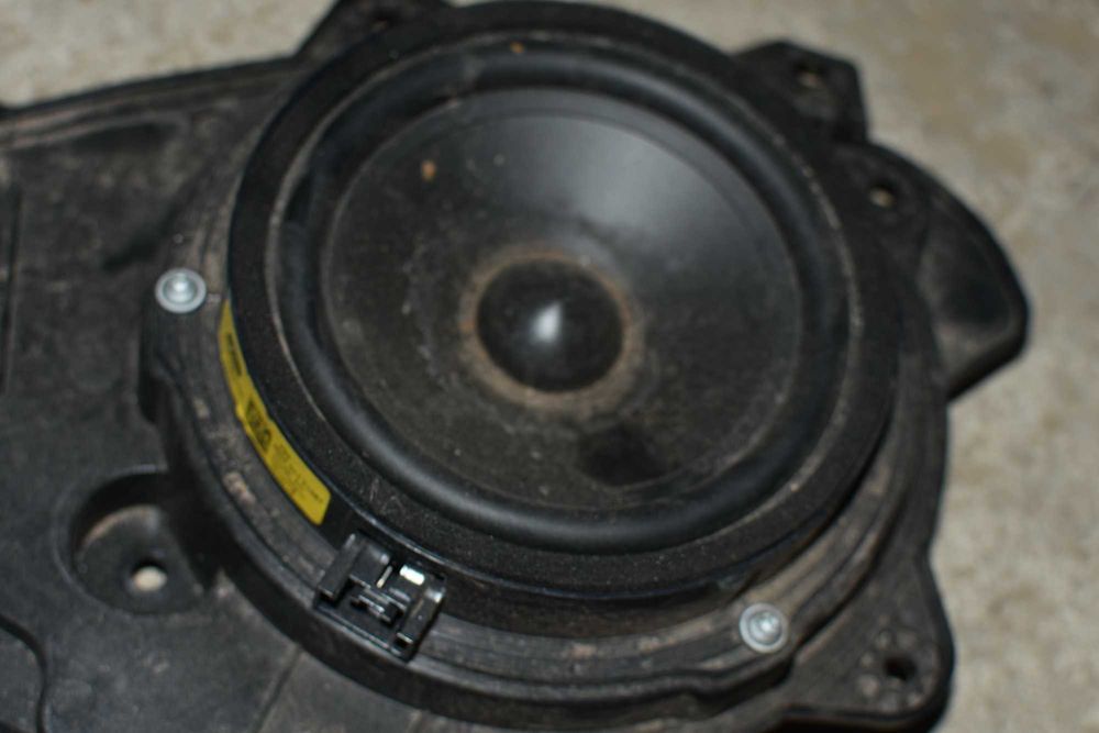 Głośnik subwoofer różne modele Range Rover Jaguar
