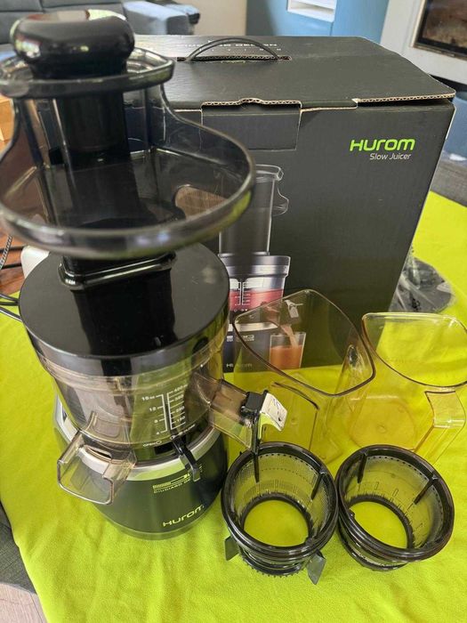Wyciskarka do soków Hurom H-AE NBE19  granatowa