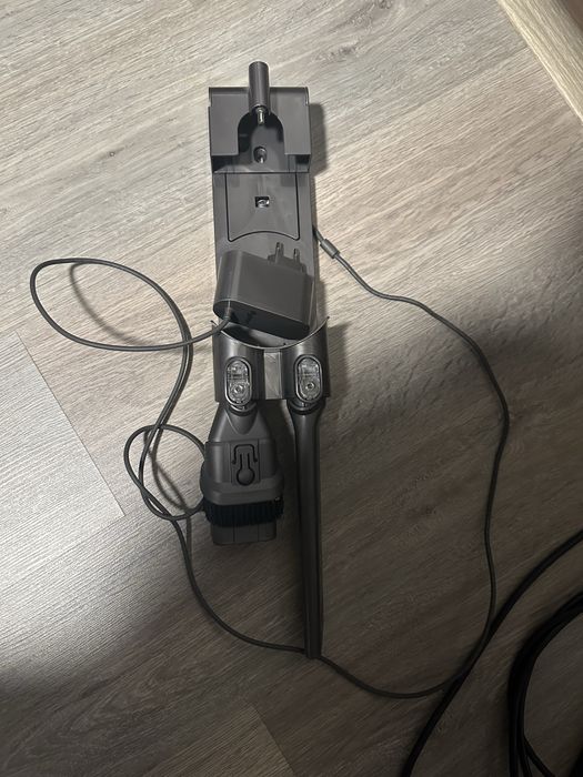 Беспроводный пылесос Dyson V6  DC62 AnimalPro