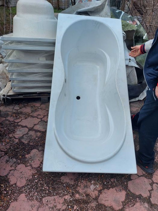 Продам поддон акриловый для душу