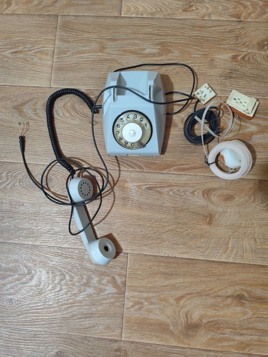 Телефон телефон .