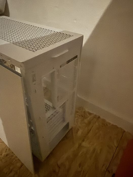 CORSAIR 3500X RS-R ARGB Semi-Tower PC Case with Panoramic Glass Panel