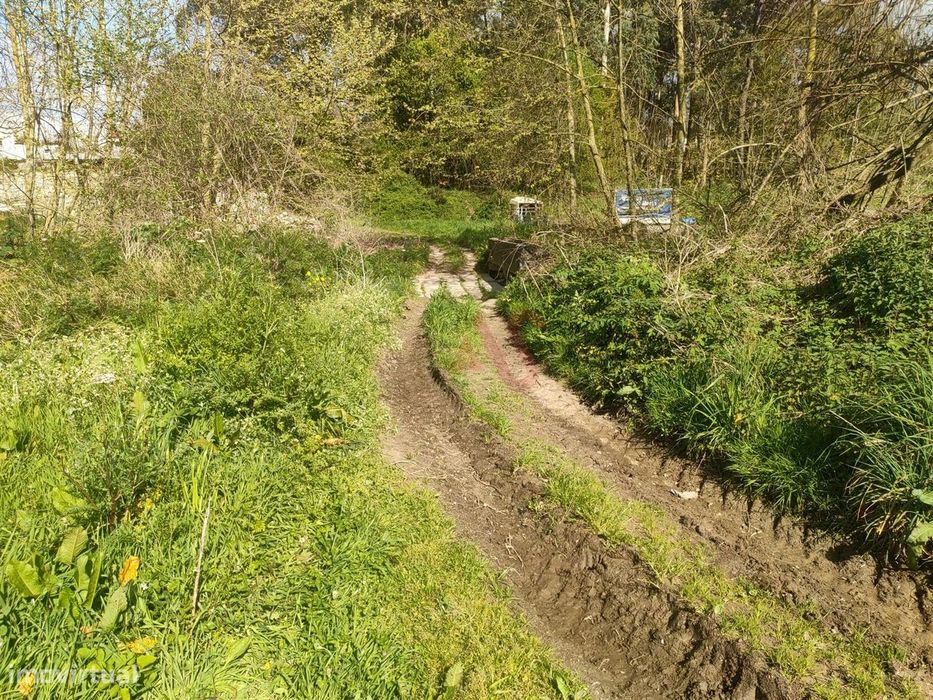 Terrenos Rústicos com 6.820 m² em Nevogilde, Lousada