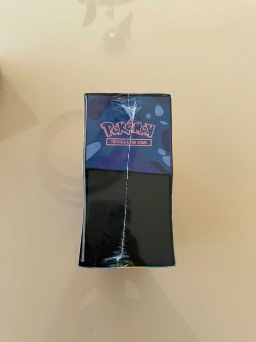 Pokémon Chaos Rising Elite Trainer Box - Versão Inglesa