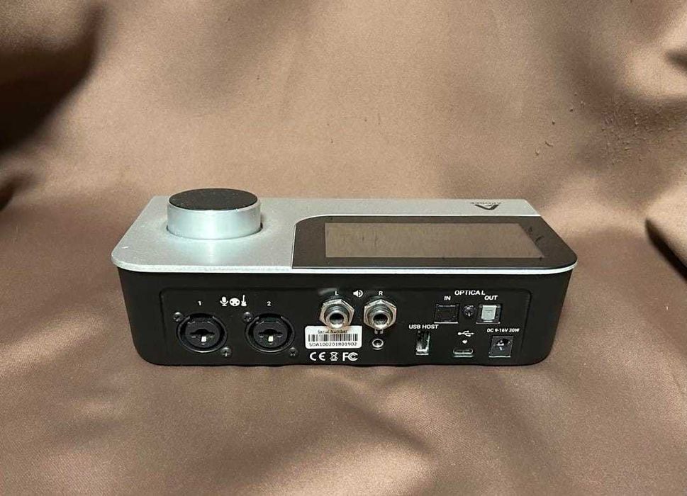 Apogee Symphony Desktop Interface de Audio