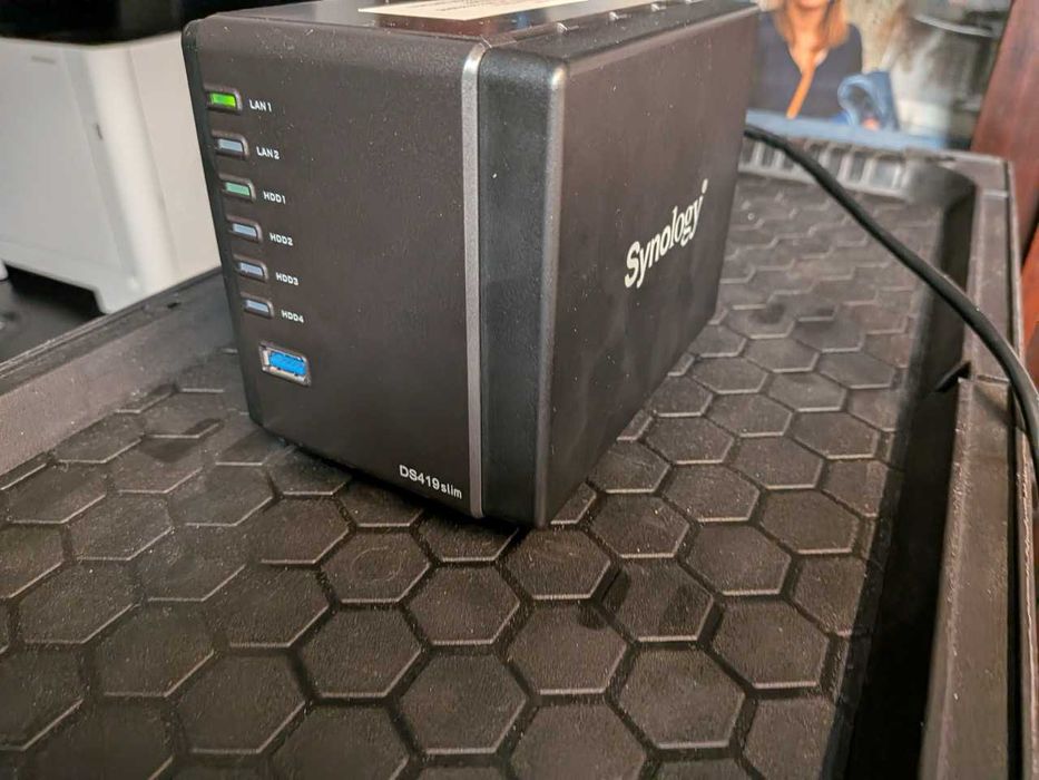 NAS Synology DS419slim