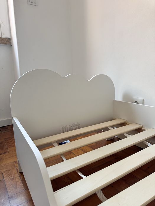 Cama infantil nova