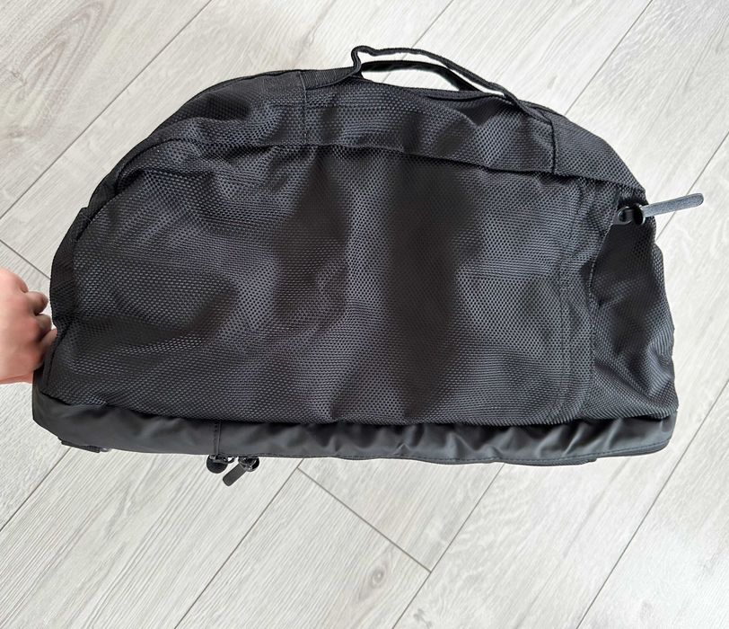 Спортивна сумка з безліччю кишень чоловіча mango дорожня сумка чорна