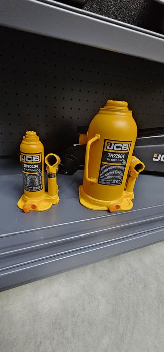 Продам ключi,  інструмент JCB