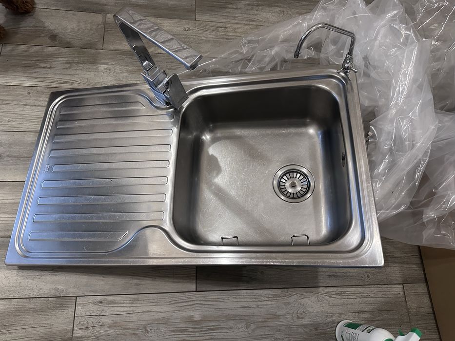 Мийка кухонна та змішувач