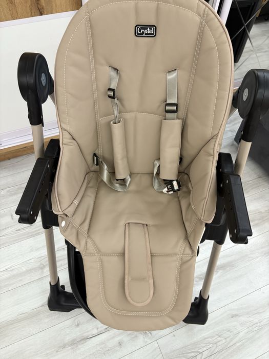 Стілець для годування