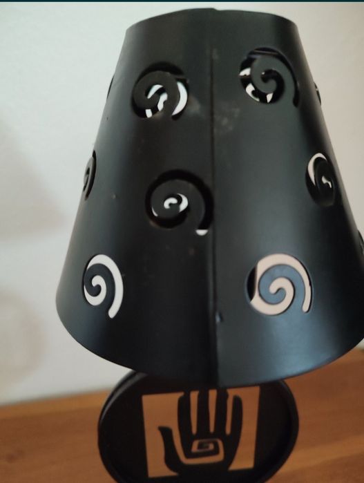 Castiçal em ferro forjado