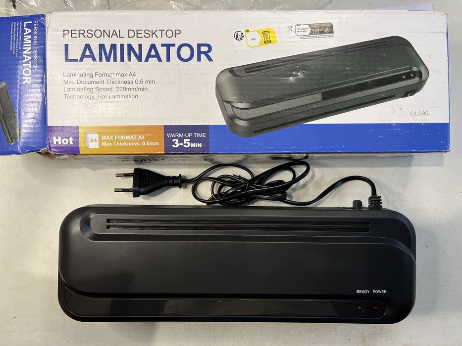 Ламінатор формату A4 (Personal Desktop Laminator, модель OL285)