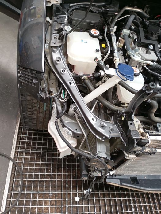 Longarina direita TOYOTA C-HR (_X1_)