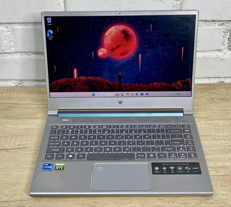 Флагманський Ігровий Acer Predator Triton 300 SE RTX 3050Ti i7-11375H 16GB SSD 512GB 14” Full HD