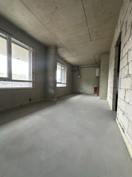 Продаж 2 кім.квартири ,новобудова здана .ЄОселя 89тис..