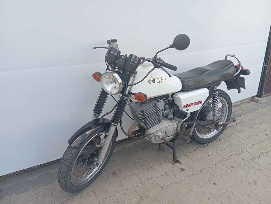 Mz