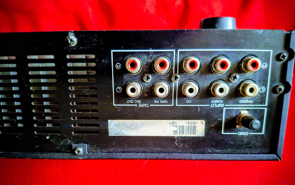 Wzmacniacz yamaha sprawny