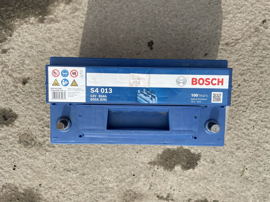 Акумулятор автомобільний Bosch 12v 95Ah S4 013