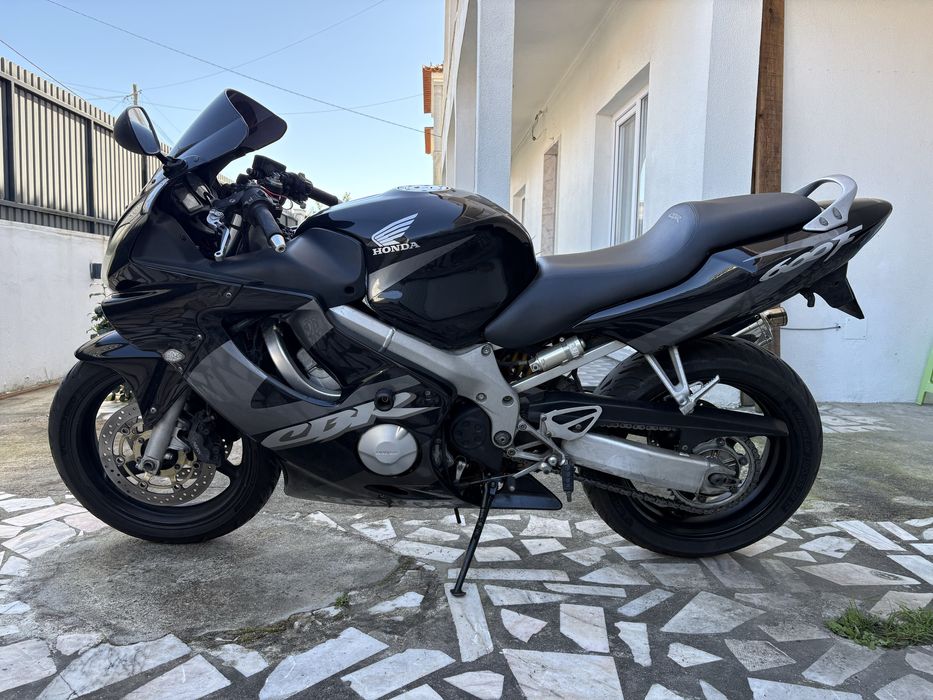 Honda CBR600F4i (PC35E)