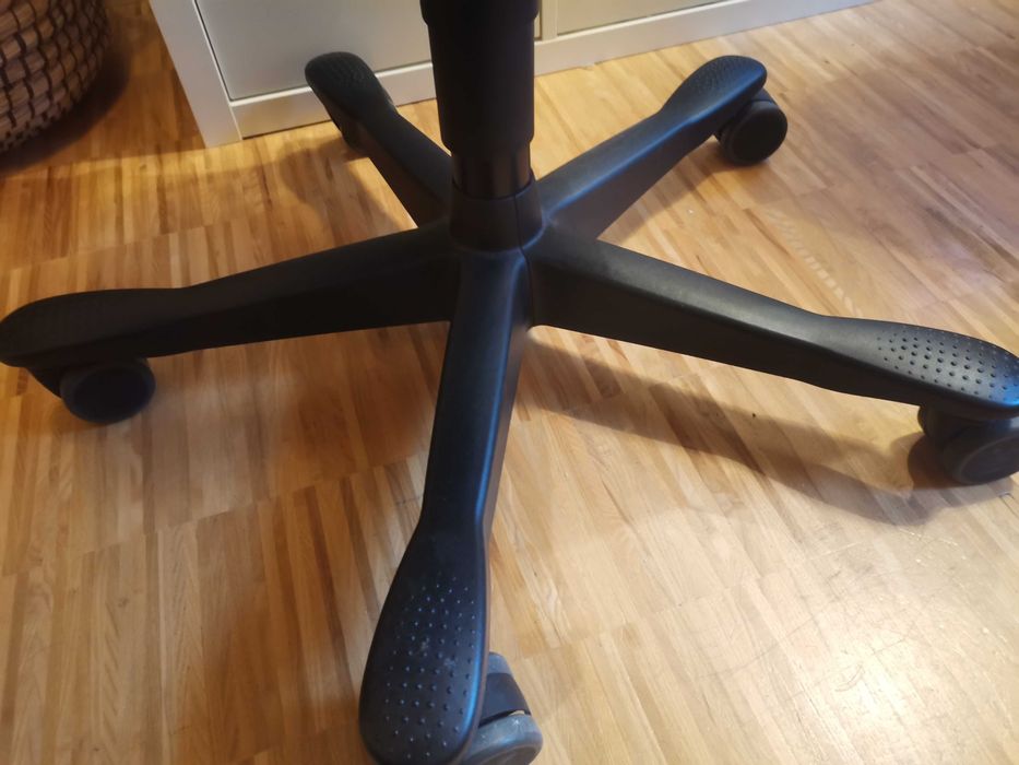 Skórzany fotel prezesa KInnarps